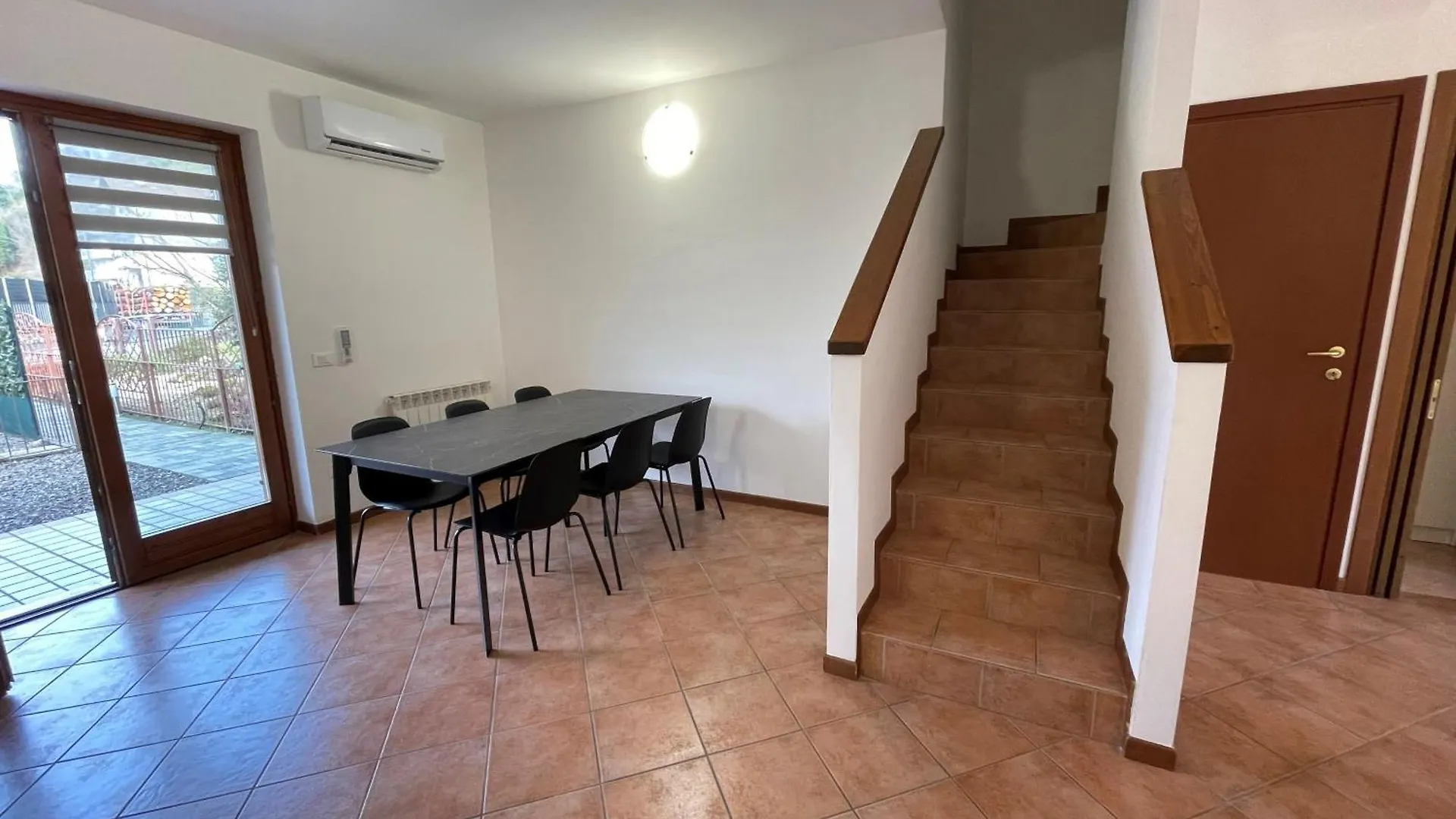 Twentyone Holiday Home بيسوني إيطاليا